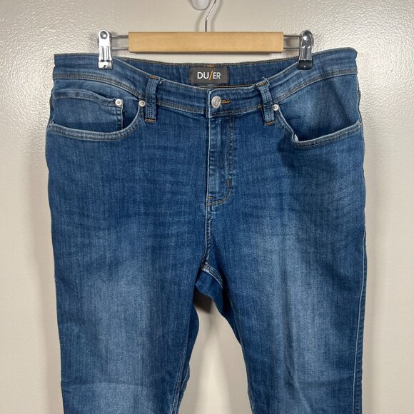 Men's Relaxed Fit Blue Jeans - Picture 4 of 13